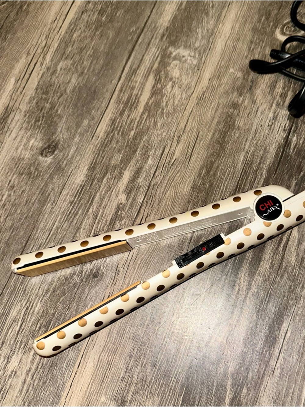 CHI Air Flat Iron Polka Dot Hair Straightener Ceramic Plates White Gold